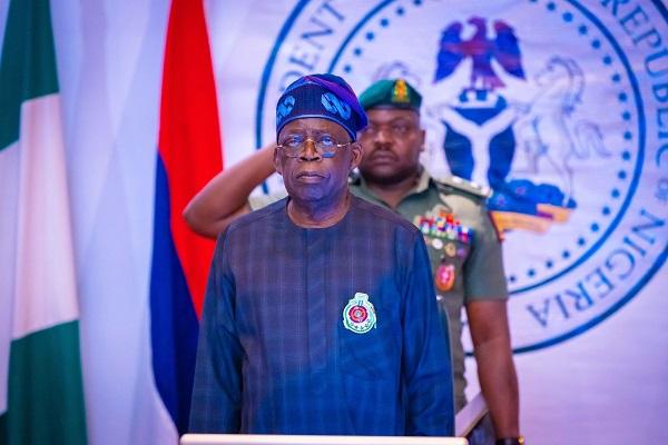 As part of his efforts at stabilizing the economy, President Bola Tinubu on Sunday evening set up a tripartite Economic Advisory Committee.
