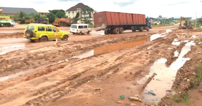 Despite efforts to improve infrastructure, the Nigerian Highway Institution and Transportation Engineers (NHITE) and the Nigerian Building and Road Research Institute (NBRRI)