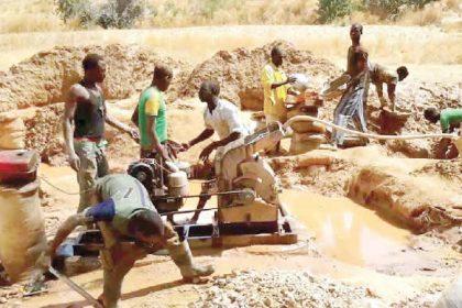 Tragedy struck again in Niger State as another mine collapsed, this time in Bazakwoi, Adunu Community, Paikoro Local Government Area.