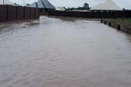 A nine-hour torrential rainfall on Friday left many houses submerged and property worth millions of naira destroyed in Makurdi