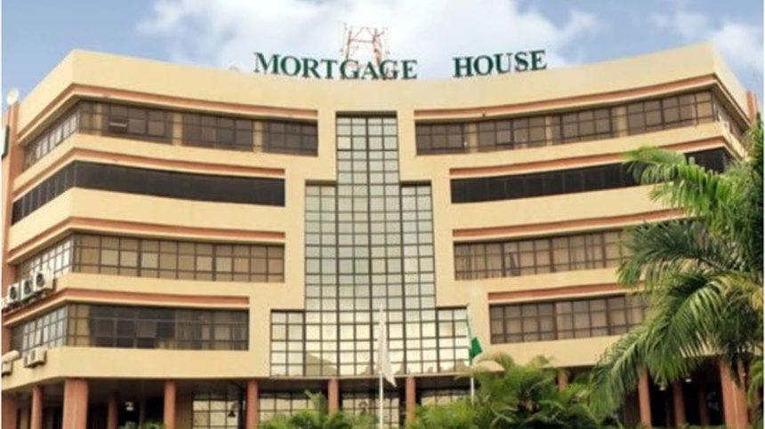 The Federal Government has called on the leadership of the Federal Mortgage Bank of Nigeria (FMBN) and the Federal Housing Authority (FHA