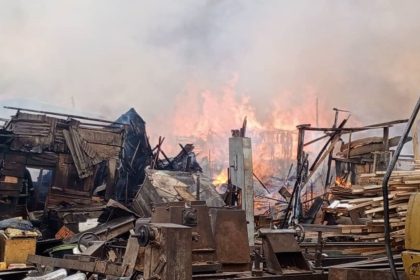 The Lagos State Government has refuted allegations that it deliberately set fire to the Oko Baba plank market in Ebute Metta to dislodge traders and residents.