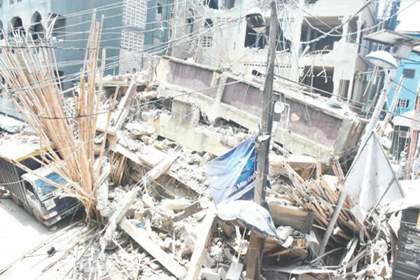 No fewer than 10 individuals have reportedly lost their lives, while seven others were rescued in a building collapse