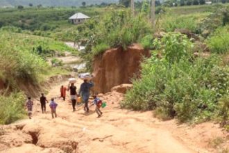 Residents of Kusaki community in Gaube ward, Kuje Area Council of the Federal Capital Territory (FCT), have been left stranded