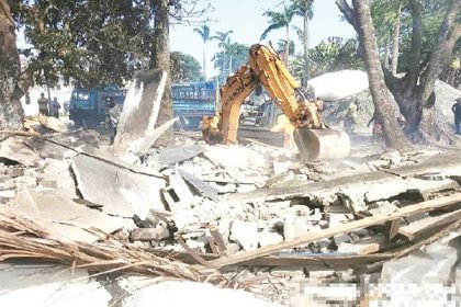 Real Estate Faces Tough Times as Demolitions and Inflation Rock Sector in 2024