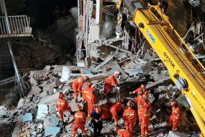 Building Collapse in Cairo Leaves 10 Dead, Sparks Outrage Over Safety Failures